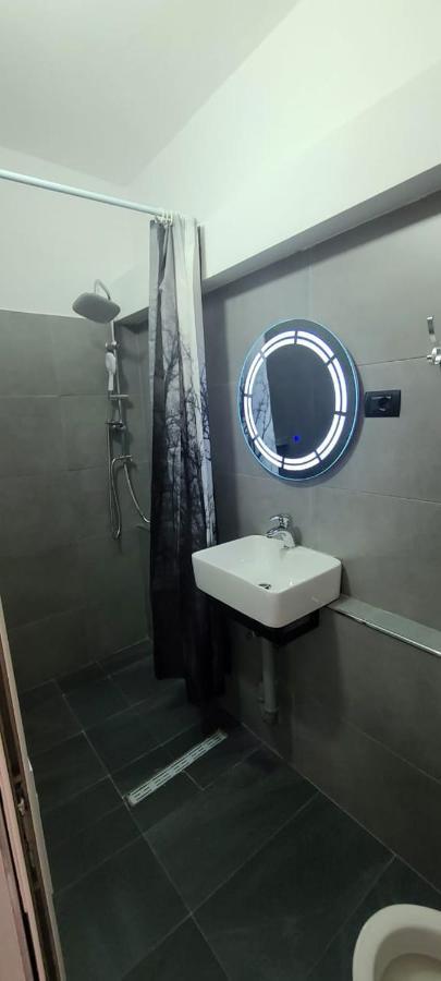 D1 Rooms & Apartments تيرانا المظهر الخارجي الصورة